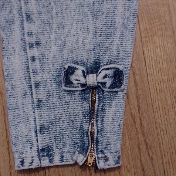 Bonjour International Acid Wash Denims Jeans High Waisted 80s Vintage Cute Bows - Picture 9 of 16
